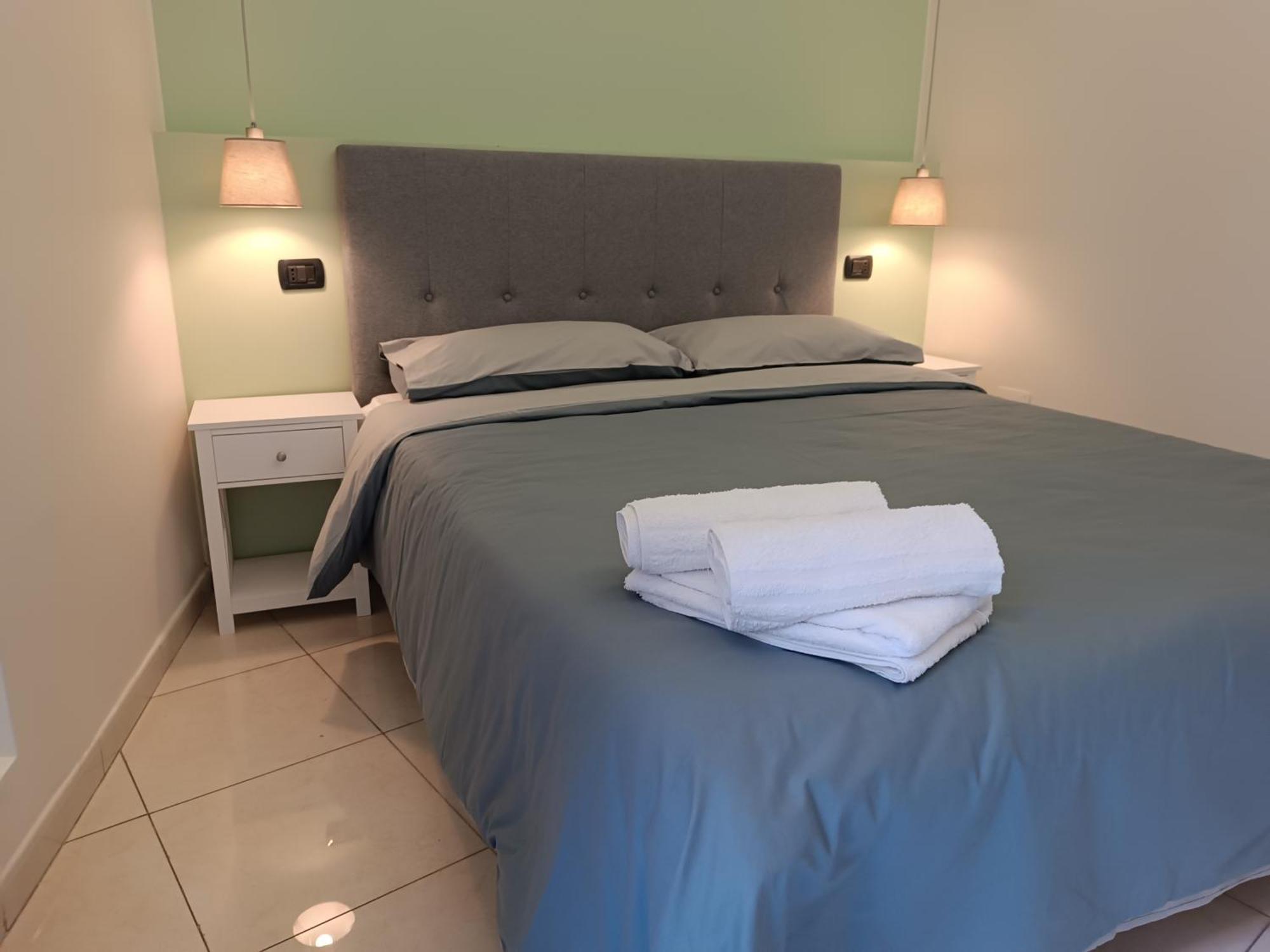Residenza Geri - Suite And Home Napoli Centro Экстерьер фото